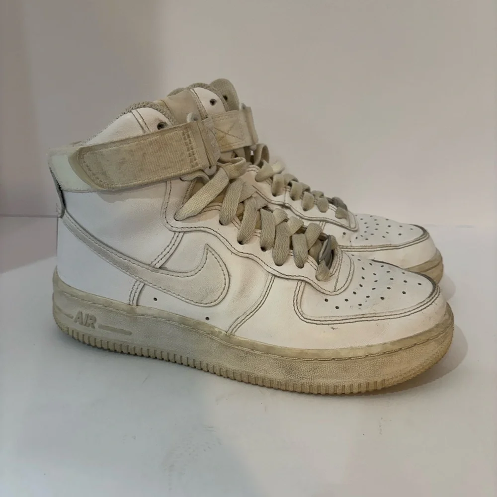 Nike Air Force 1 size 6.5